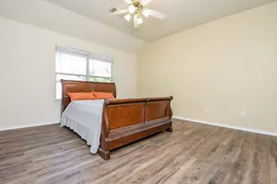 87 Blue Creek Pl, The Woodlands, TX 77382 - Photo 20