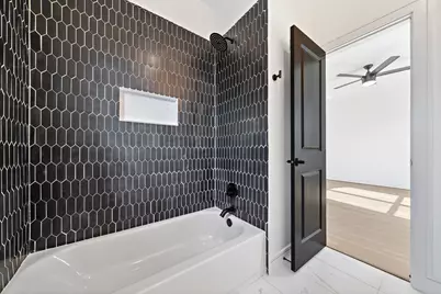 1005 E 28th Street, Houston, TX 77009 - Photo 36