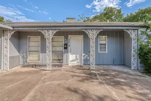 5619 Willow Glen Dr, Houston, TX 77033 - Photo 1