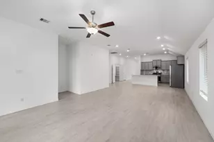 4910 Penton Mdw Ln, Rosharon, TX 77583 - Photo 14