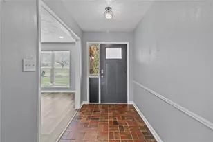 1310 El Dorado Blvd, Houston, TX 77062 - Photo 4