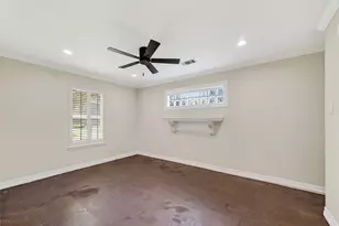 341 W Gaywood Dr, Houston, TX 77079 - Photo 28