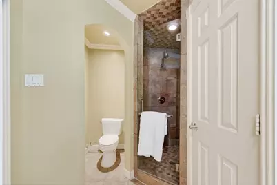 341 W Gaywood Drive, Houston, TX 77079 - Photo 34