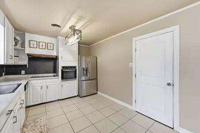 7845 Laurie Lane, Lumberton, TX 77657 - Photo 10