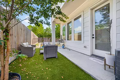 5737 White Magnolia Street, Houston, TX 77091 - Photo 30