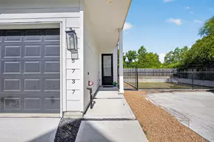 5737 White Magnolia St., Houston, TX 77091 - Photo 1