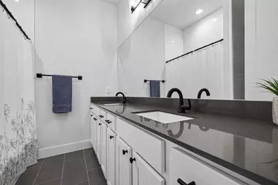 5737 White Magnolia Street, Houston, TX 77091 - Photo 20