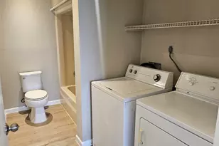 2822 S Bartell Dr Dr, Houston, TX 77054 - Photo 14