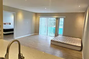 2822 S Bartell Dr Dr, Houston, TX 77054 - Photo 6