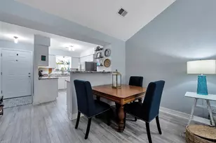 116 W White Willow Cir, The Woodlands, TX 77381 - Photo 10