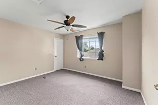 23715 Norton House Ln, Katy, TX 77493 - Photo 16