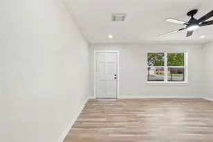 6710 Glen Rock Dr, Houston, TX 77087 - Photo 6