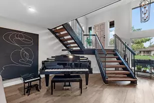 5041 Nina Lee Ln, Houston, TX 77092 - Photo 10