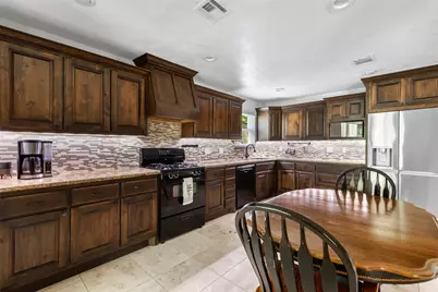 2543 Fountain View Street, New Caney, TX 77357 - Photo 6