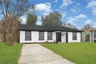 2207 Raymond St, Pasadena, TX 77506 - Photo 2