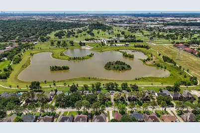 10414 Copperdale Lane, Houston, TX 77064 - Photo 34