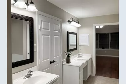 43 N Merryweather Circle, The Woodlands, TX 77384 - Photo 22