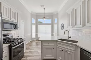 21703 Windsor Castle Dr, Spring, TX 77388 - Photo 8