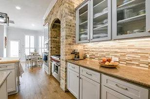 2442 Chimney Rock Rd, Houston, TX 77056 - Photo 14