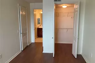 7575 Kirby Dr, Houston, TX 77030 - Photo 12