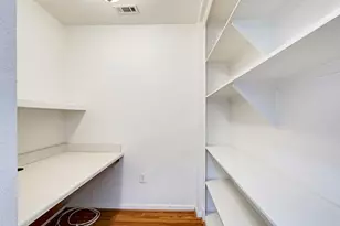 7575 Kirby Dr, Houston, TX 77030 - Photo 16