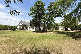 740 Bridget Ave, Buffalo, TX 75831 - Photo 1