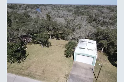 708 Catamaran Circle, Blessing, TX 77419 - Photo 32