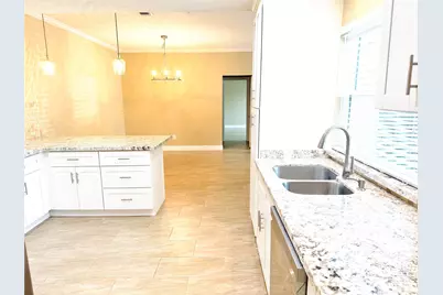 15193 Kimberley Court #47, Houston, TX 77079 - Photo 8
