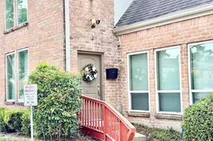15193 Kimberley Ct, Houston, TX 77079 - Photo 2