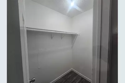 7518 Hummingbird Lane, Texas City, TX 77591 - Photo 4