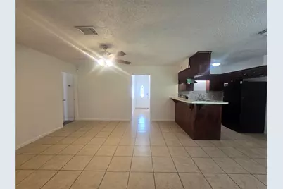 7518 Hummingbird Lane, Texas City, TX 77591 - Photo 14