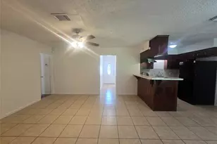 7518 Hummingbird Ln, Texas City, TX 77591 - Photo 14