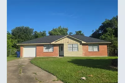7518 Hummingbird Lane, Texas City, TX 77591 - Photo 1