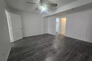 7518 Hummingbird Ln, Texas City, TX 77591 - Photo 10