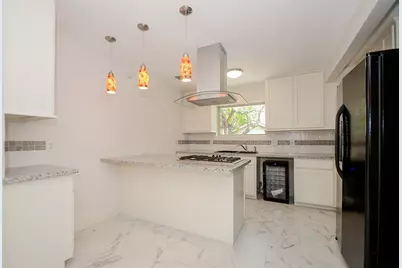 4337 Harby Street, Houston, TX 77023 - Photo 8