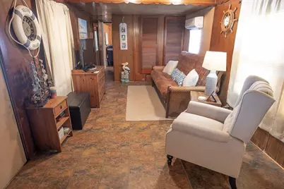 201 Neptune, Sargent, TX 77414 - Photo 10