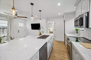 5844 Darling St, Houston, TX 77007 - Photo 20