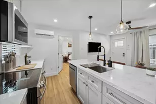 5844 Darling St, Houston, TX 77007 - Photo 10