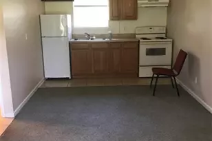 716 Fernwood St, Waller, TX 77484 - Photo 2