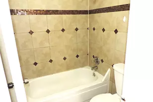 10555 Turtlewood Ct, Houston, TX 77072 - Photo 10
