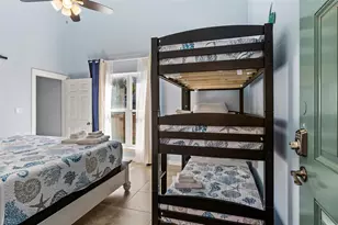 9520 Seawall Blvd, Galveston, TX 77554 - Photo 10