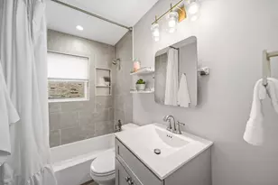 9634 Meadowglen Ln, Houston, TX 77063 - Photo 28
