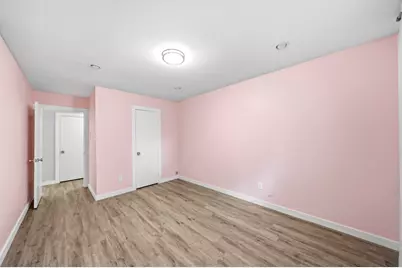 9634 Meadowglen Lane, Houston, TX 77063 - Photo 30