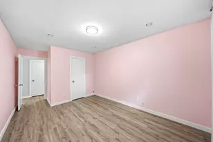 9634 Meadowglen Ln, Houston, TX 77063 - Photo 30