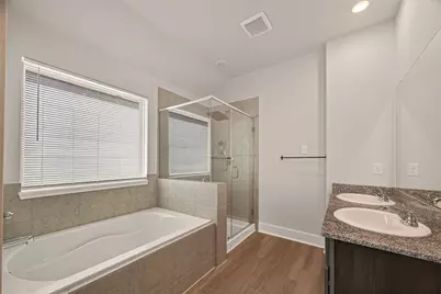 13412 Sun Cay Drive, Houston, TX 77047 - Photo 32