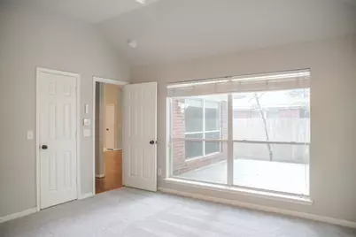 91 N Willow Point Circle, The Woodlands, TX 77382 - Photo 28