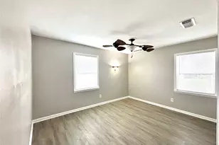 13034 Peoria St, Houston, TX 77015 - Photo 16