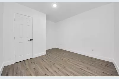 1203 W 6th Street, Freeport, TX 77541 - Photo 38