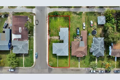 1203 W 6th Street, Freeport, TX 77541 - Photo 6