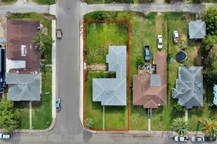 1203 W 6th St, Freeport, TX 77541 - Photo 6